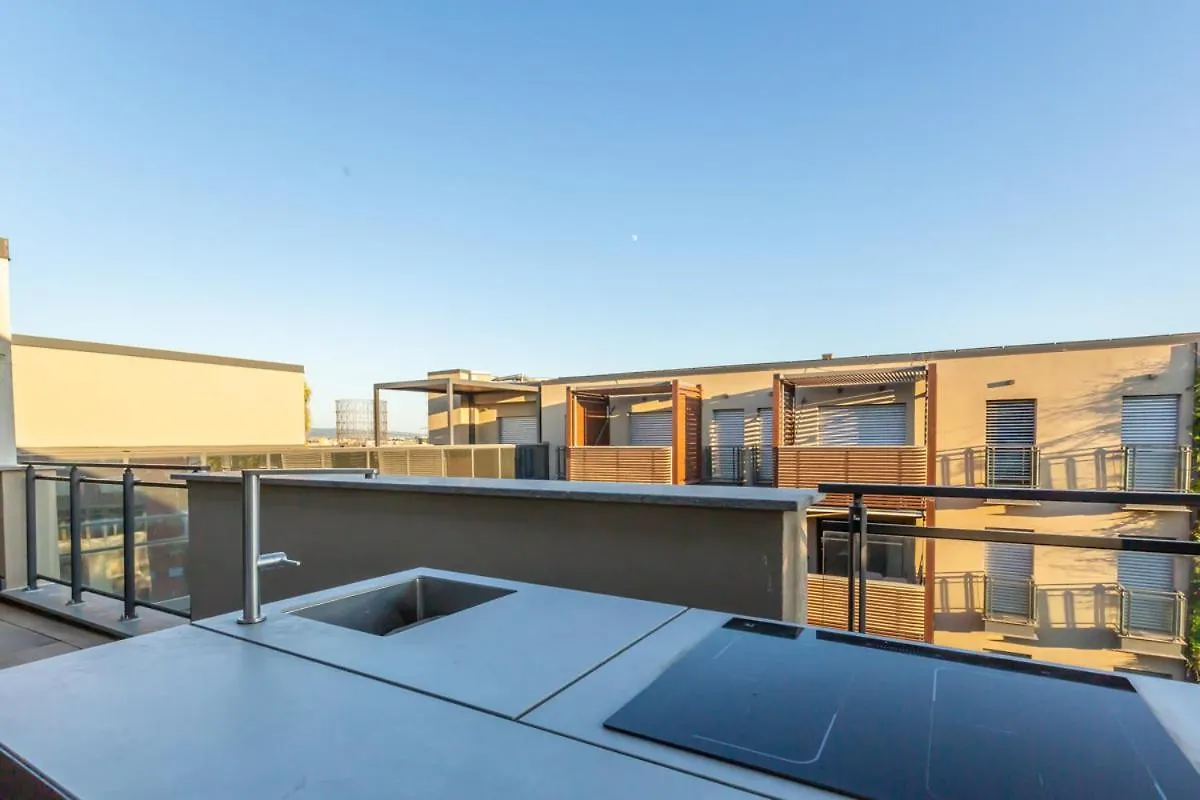 Aurealiving - Sage Luxury Apt With Air Conditioning, Fast Wifi And Free Gym Rome