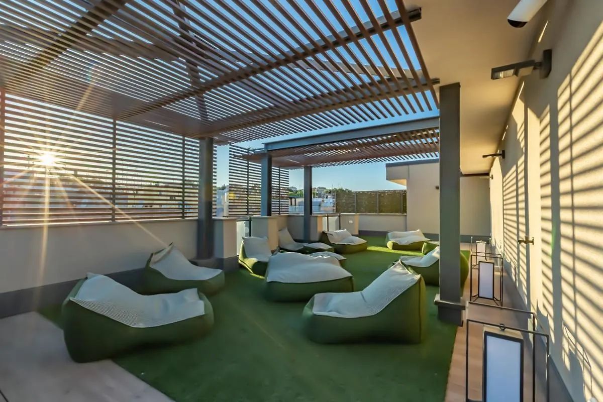 Aurealiving - Sage Luxury Apt With Air Conditioning, Fast Wifi And Free Gym Rome Italy