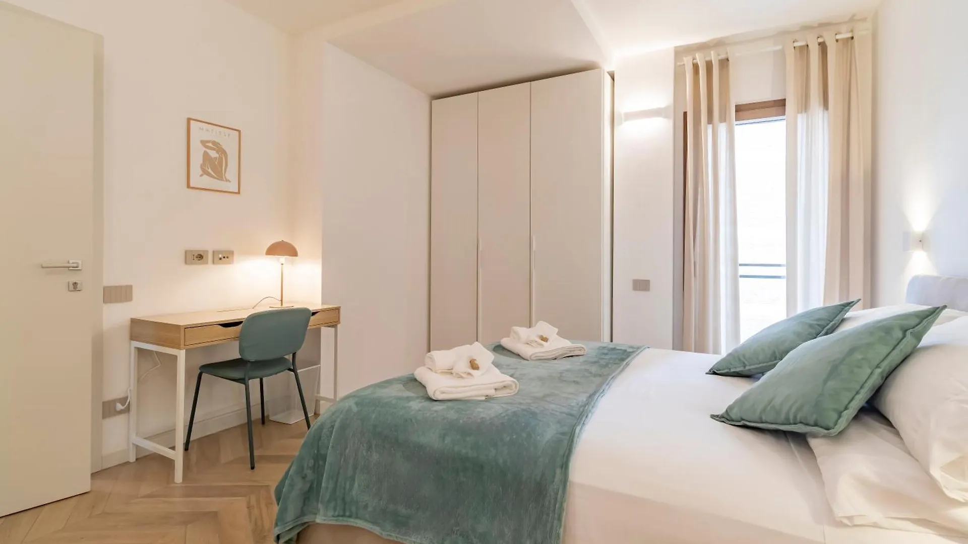 Aurealiving - Sage Luxury Apt With Air Conditioning, Fast Wifi And Free Gym Rome Italy