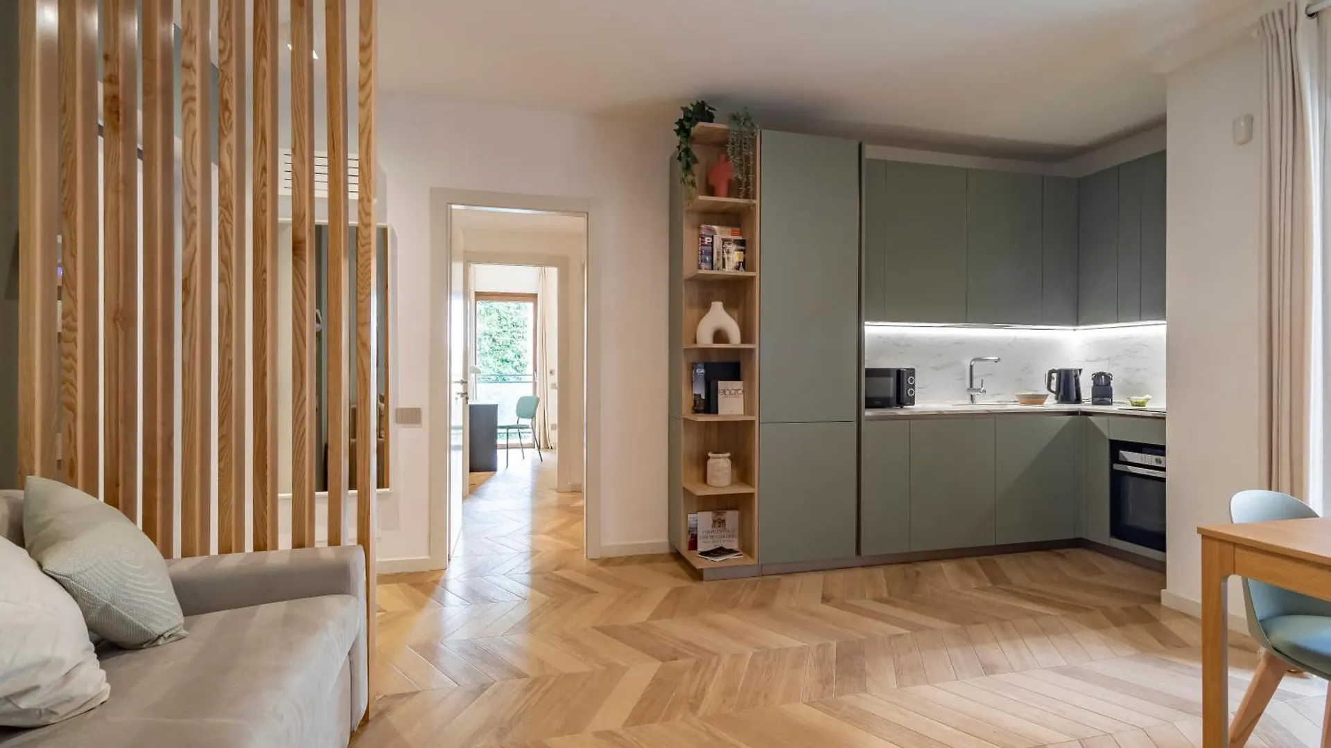 Aurealiving - Sage Luxury Apt With Air Conditioning, Fast Wifi And Free Gym Rome 0*,  Italy