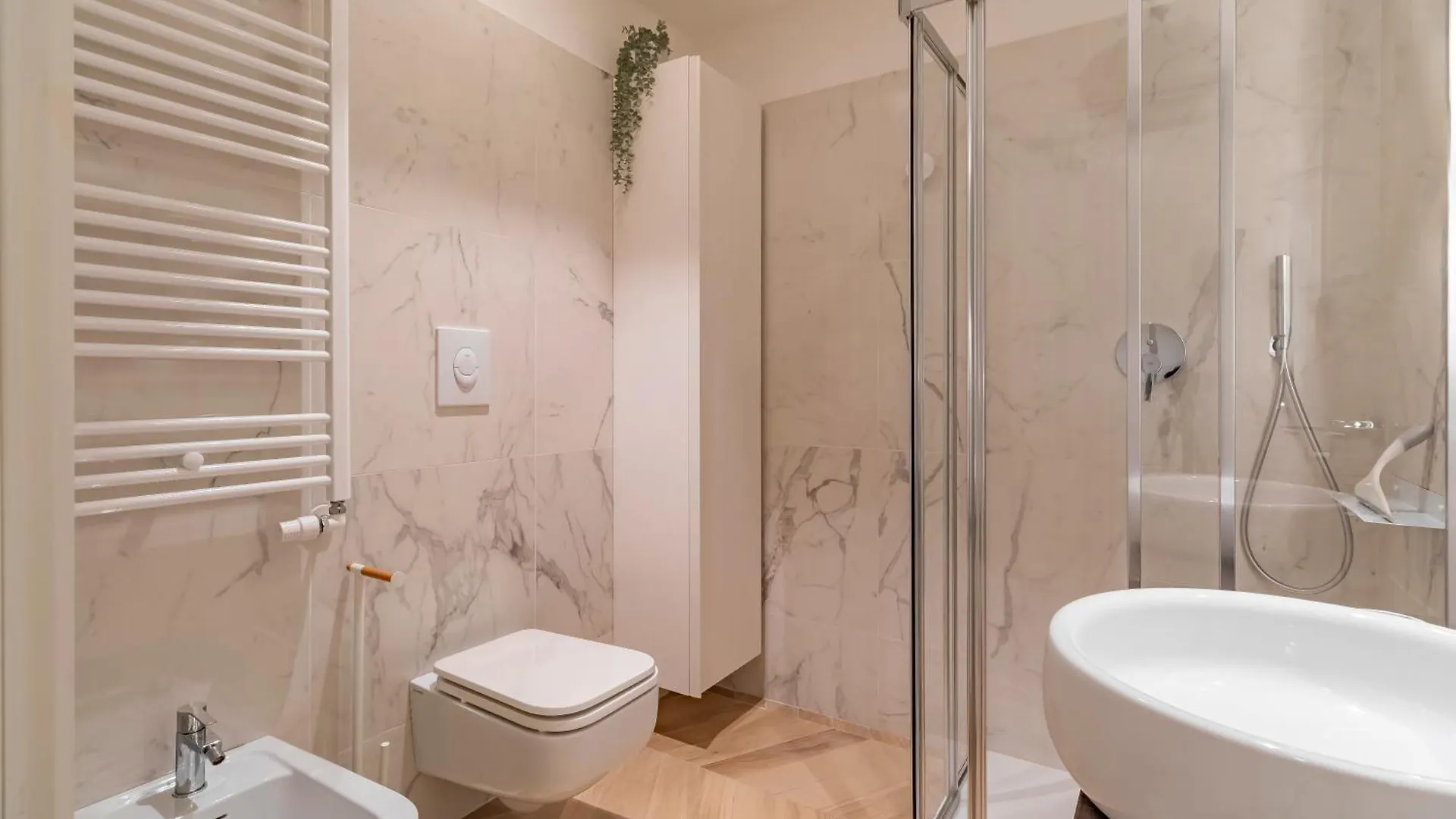 Aurealiving - Sage Luxury Apt With Air Conditioning, Fast Wifi And Free Gym Rome