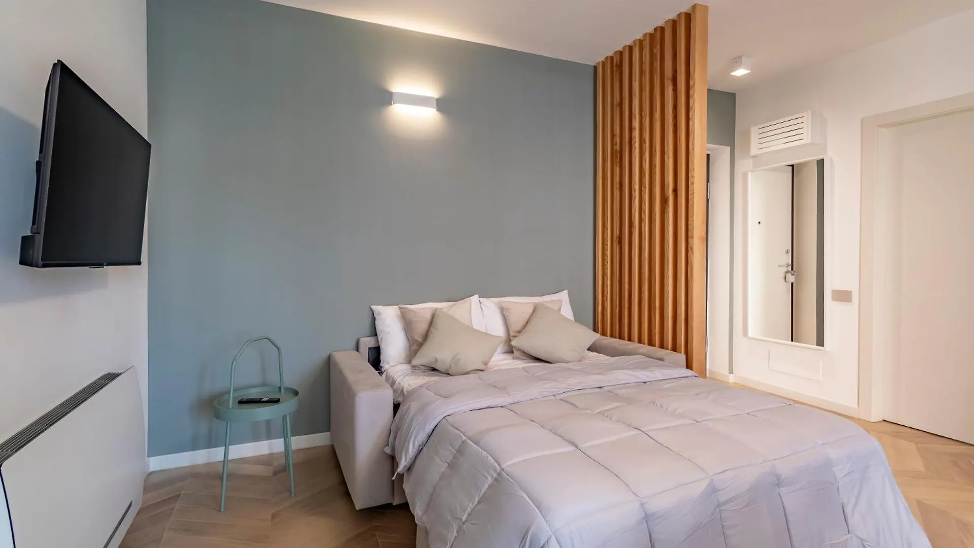 Aurealiving - Sage Luxury Apt With Air Conditioning, Fast Wifi And Free Gym Rome