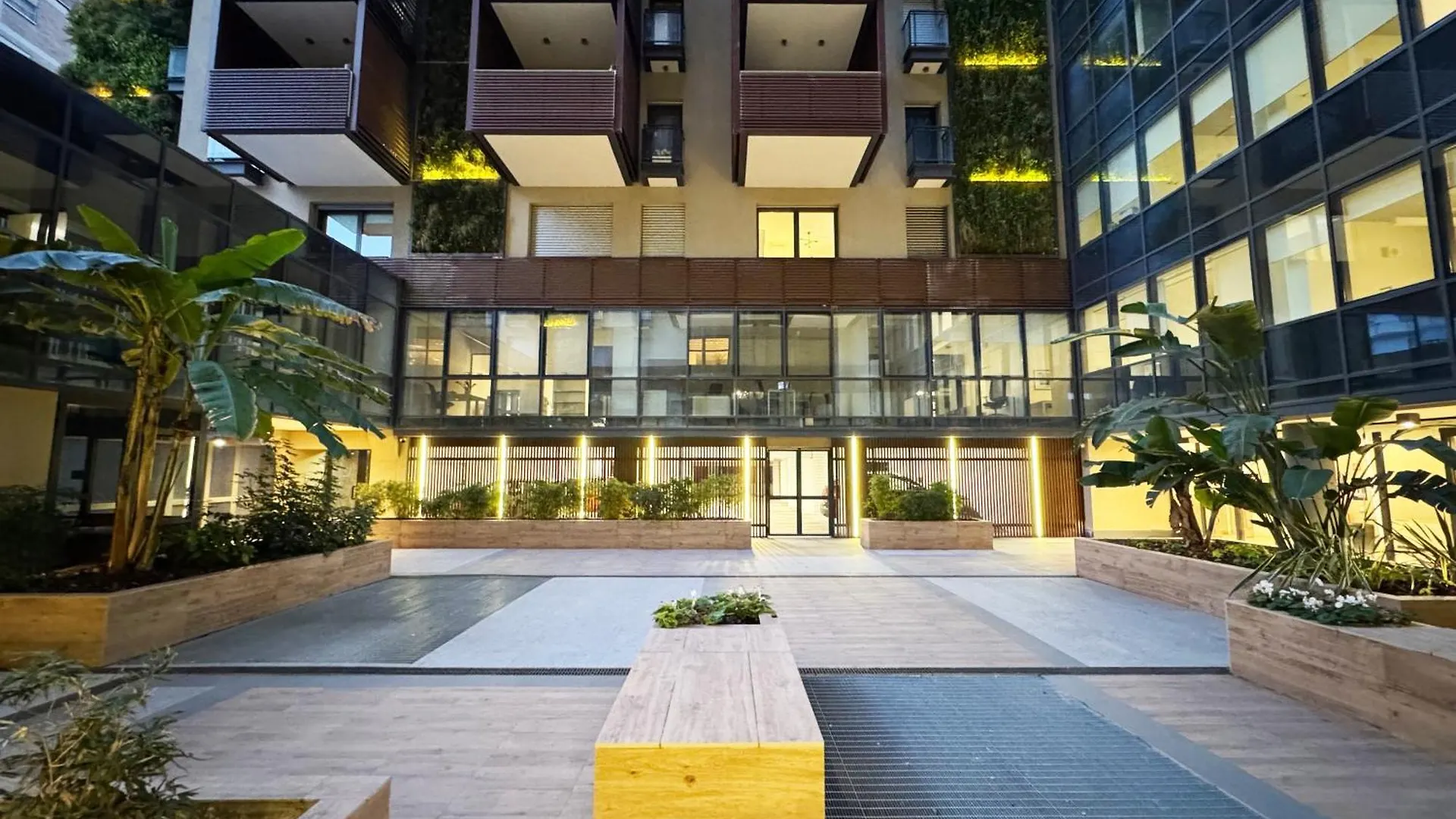 Apartment Aurealiving - Sage Luxury Apt With Air Conditioning, Fast Wifi And Free Gym Rome