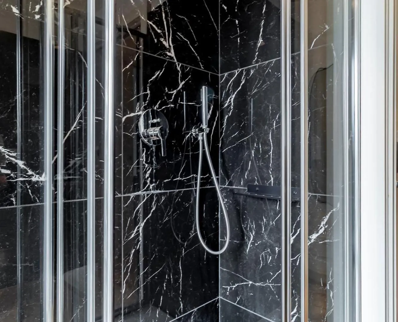 Aurealiving - Sage Luxury Apt With Air Conditioning, Fast Wifi And Free Gym Rom Italien